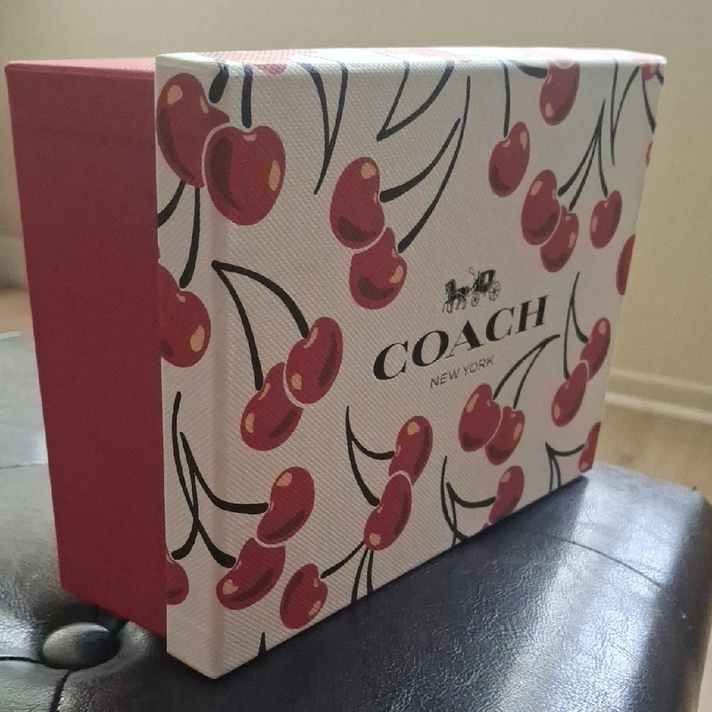 Coach Mini Cosmetic Case 🍒Cherry Print - Picture 6 of 7